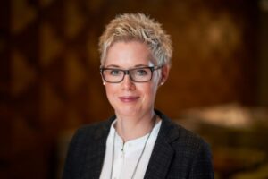 Porträt Maike Schaper, Finanz- und Lohnbuchhaltung bei Pülmreisen.